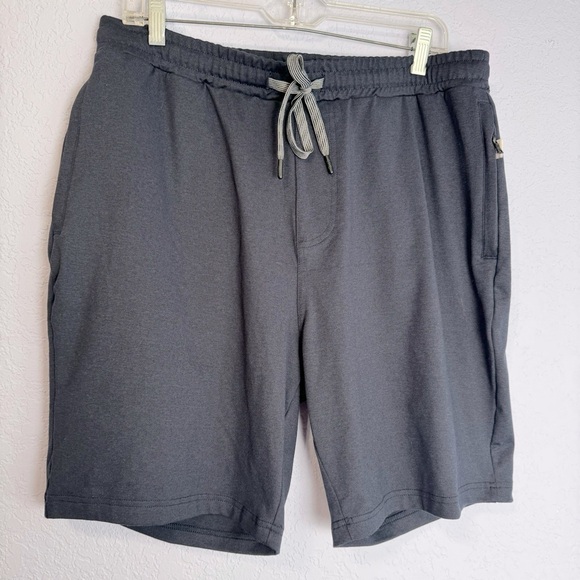 Onia Everyday Men’s Shorts 8” Revolve Stretch Drawstring High Rise Beach - Picture 1 of 9
